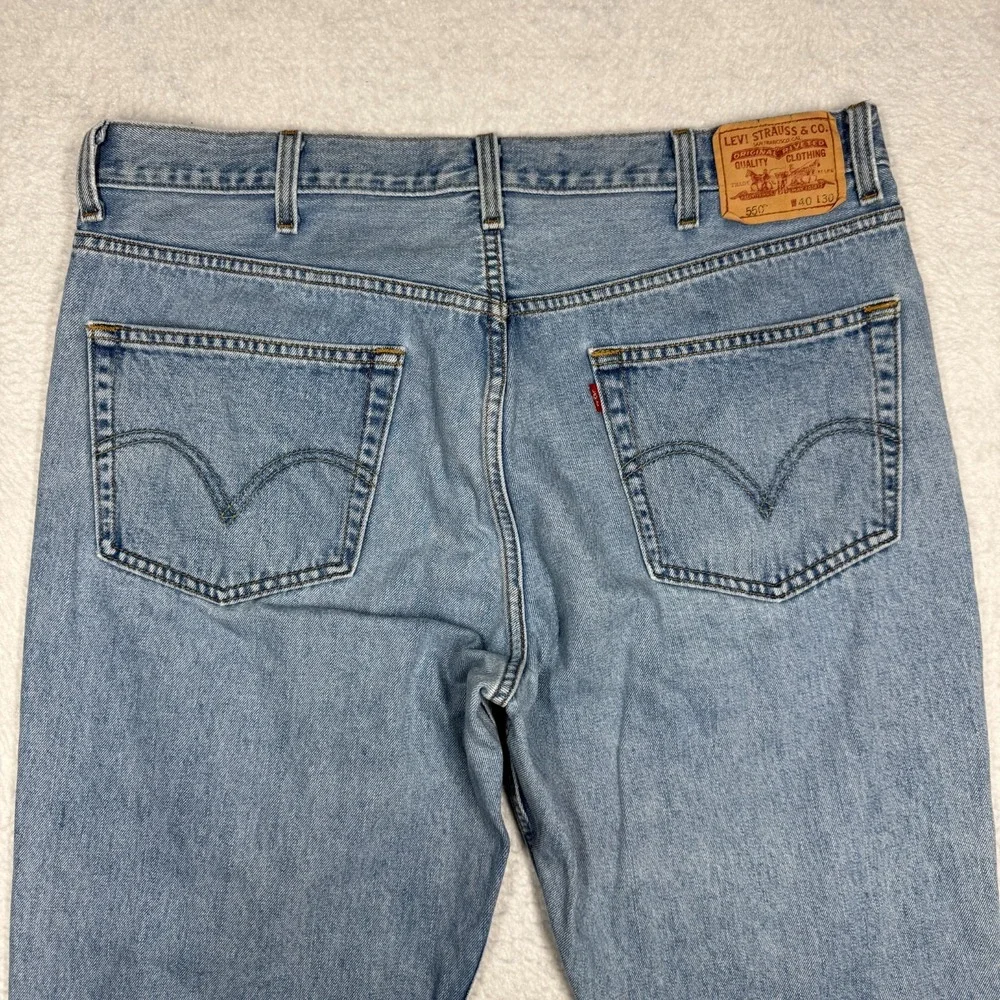 Levi's 550 Relaxed Fit Jeans Straight Blue Denim Pants Men's Size 40x30‎